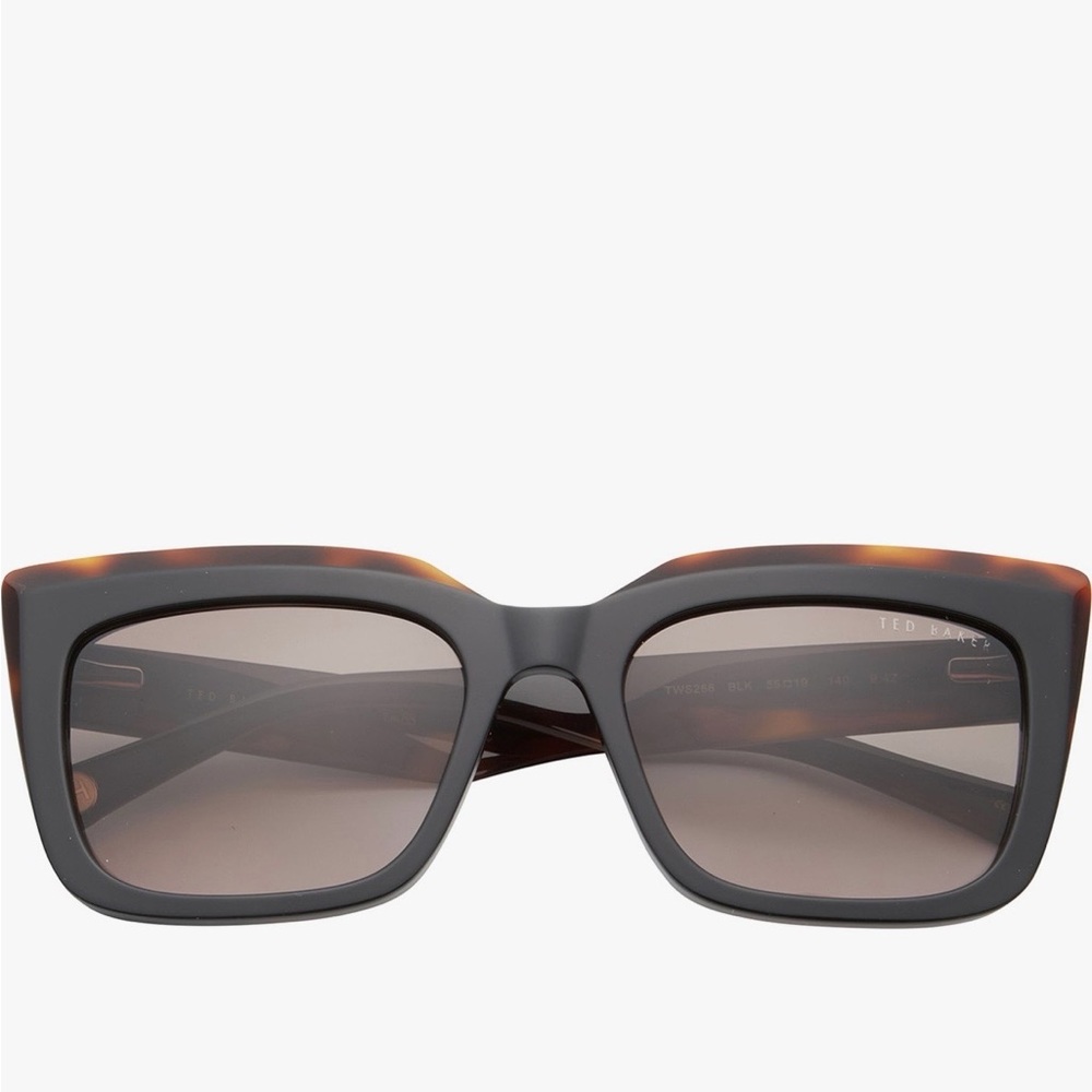 🔥 HOST PICK 🔥 NWOT Ted Baker London 55mm Polarized Cat Eye Sunglasses - Picture 3 of 4